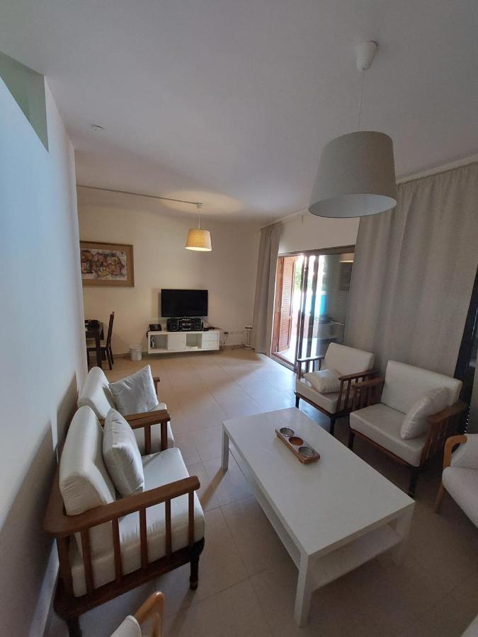 Ground Floor Apartment By Circular Pool In Talabay Άκαμπα Εξωτερικό φωτογραφία