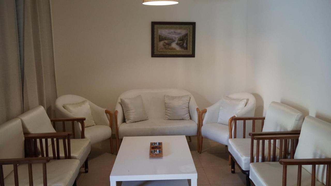 Ground Floor Apartment By Circular Pool In Talabay Άκαμπα Εξωτερικό φωτογραφία