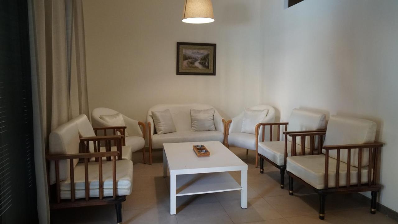 Ground Floor Apartment By Circular Pool In Talabay Άκαμπα Εξωτερικό φωτογραφία